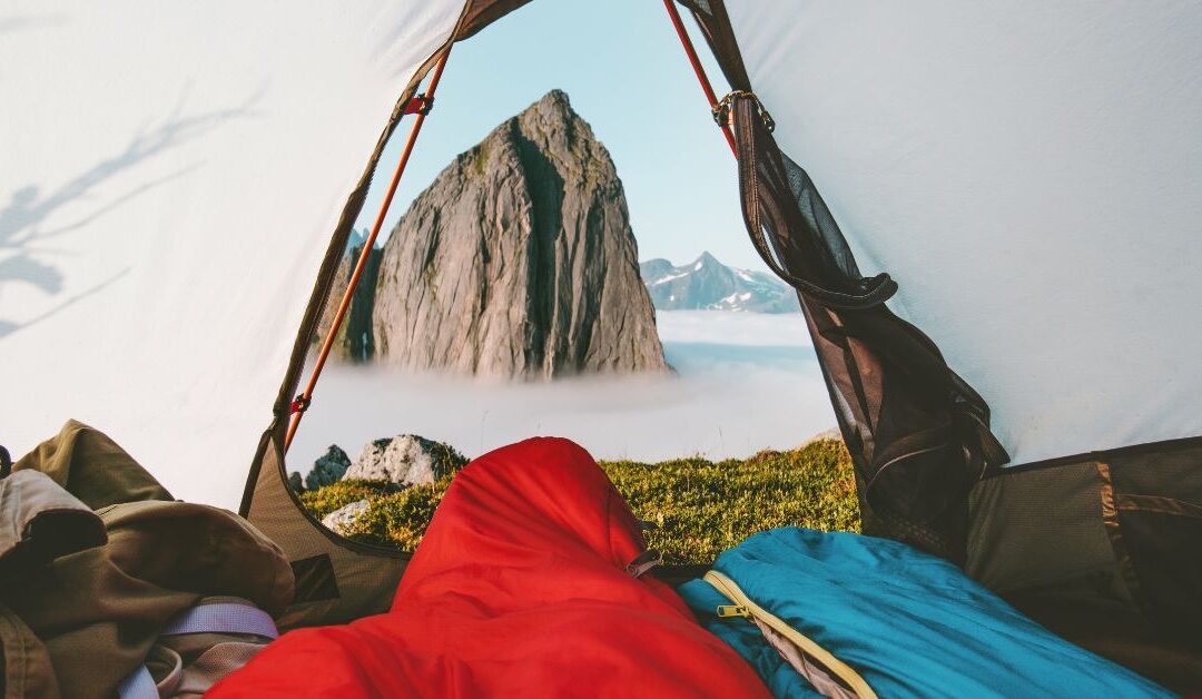 Sleep Warmer and Camp Smarter: How the Right Shelter & Sleeping Gear Transforms Your Outdoor Experience